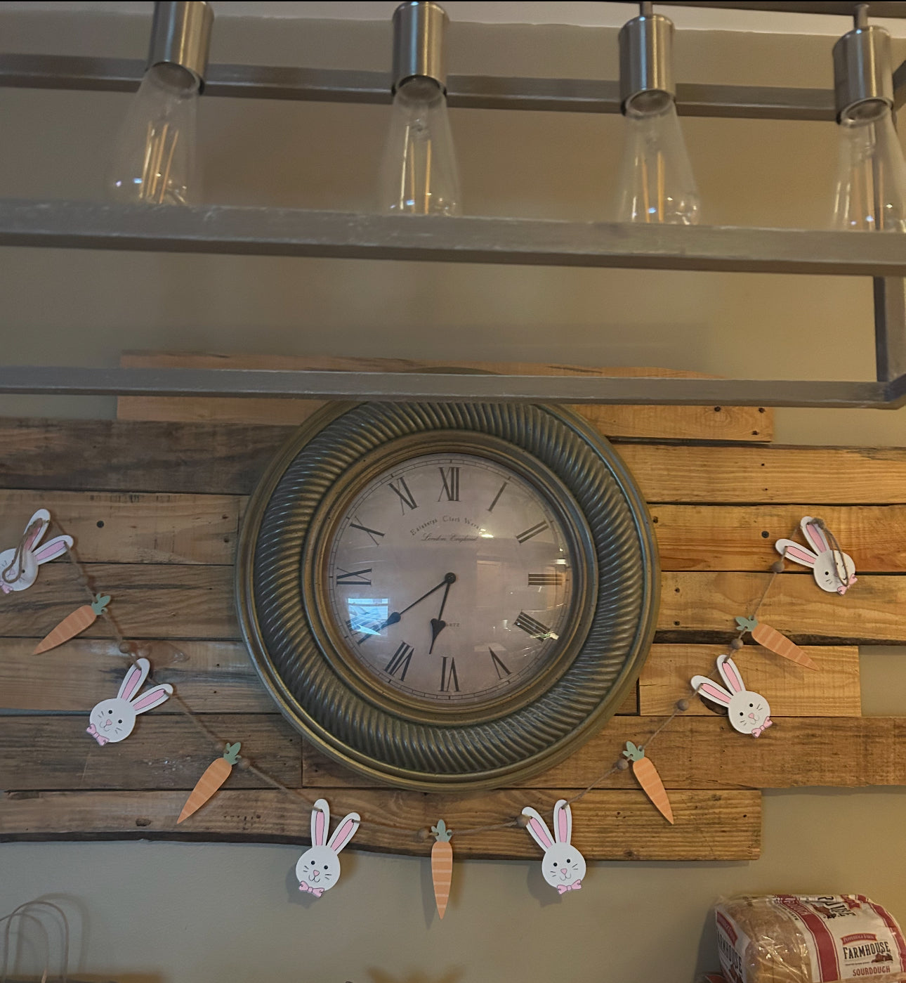 Bunny & Carrot Garland