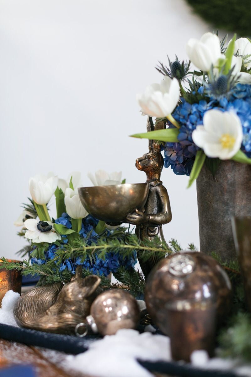 Pre-Order Eric + Eloise Stand